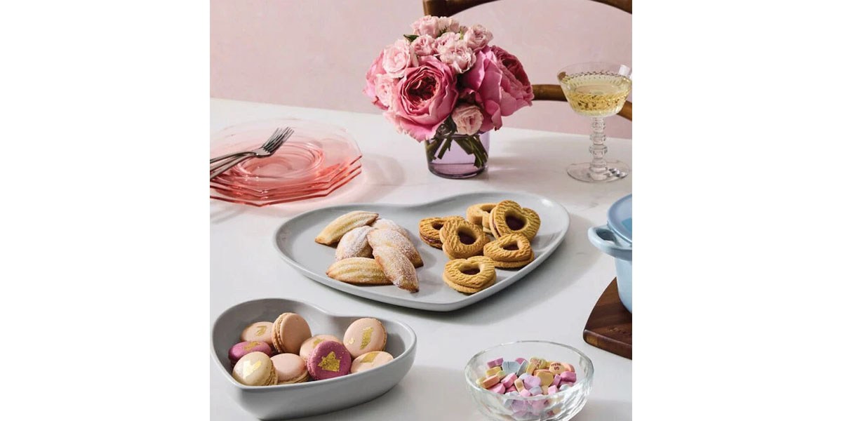 Le Creuset Heart Serving Platter