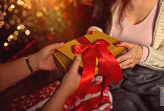 Best budget Christmas gifts for your wife