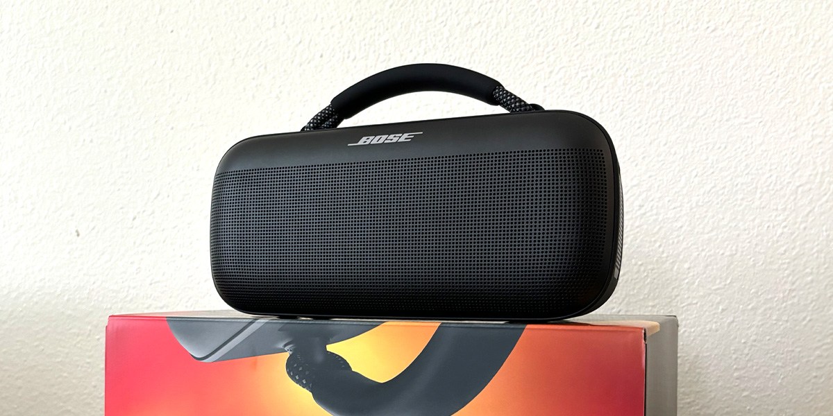Bose Soundlink Max on product box