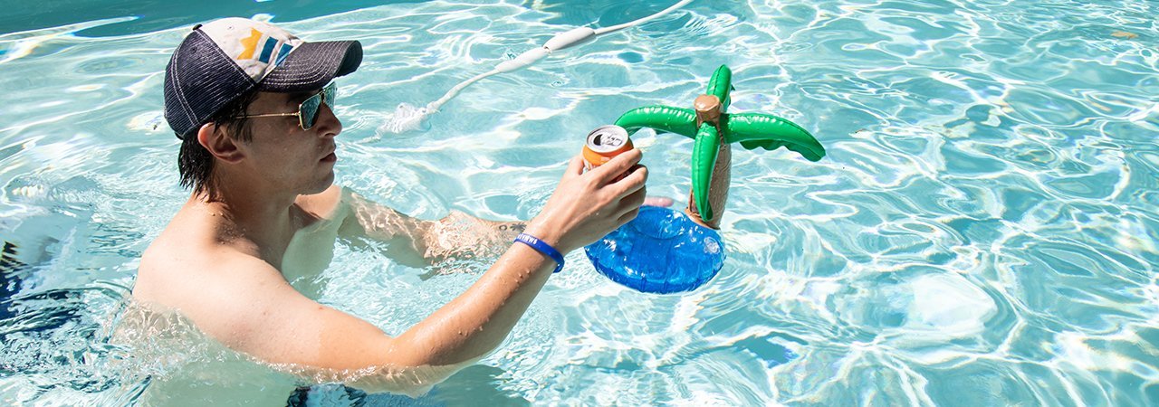 inflatable swim up bar