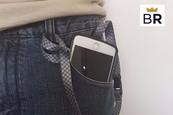 cell phone lanyard pouch
