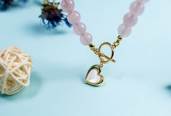 Best rose quartz heart necklace