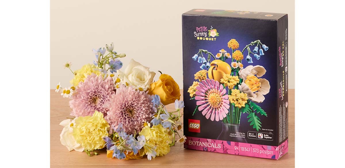 LEGO® Botanicals Petite Sunny Bouquet Gift Set