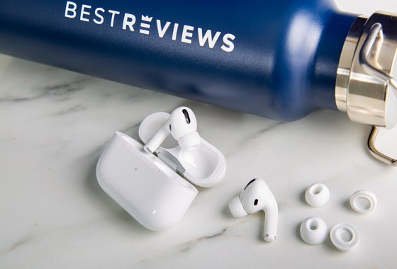 Airpods vs. Airpods Pro