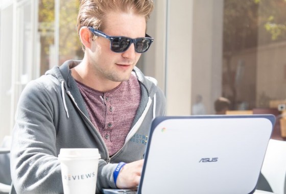 Best glass screen protector for laptops