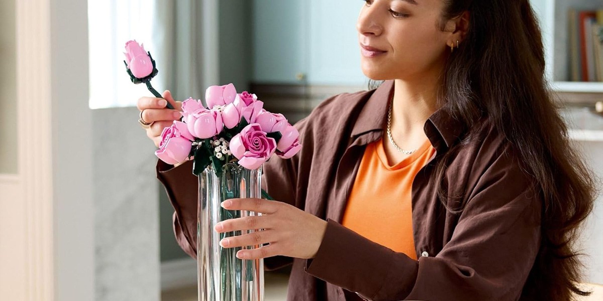 LEGO Botanicals Bouquet of Pink Roses Artificial Flowers